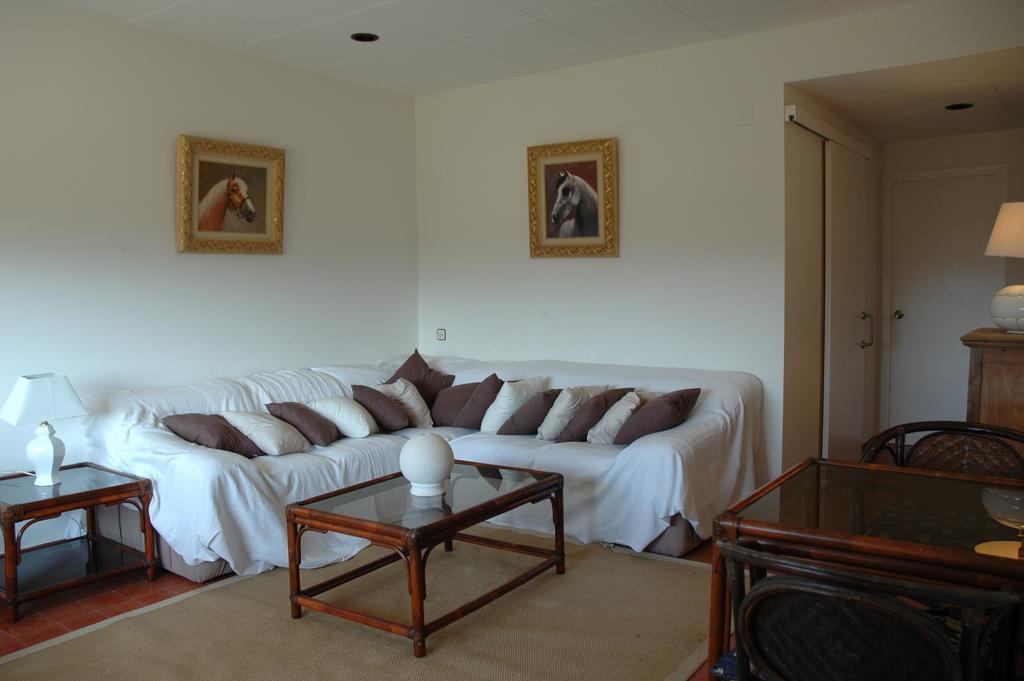 Residential Horse Club Costa Brava Albergue Santa Cristina d'Aro Habitación foto